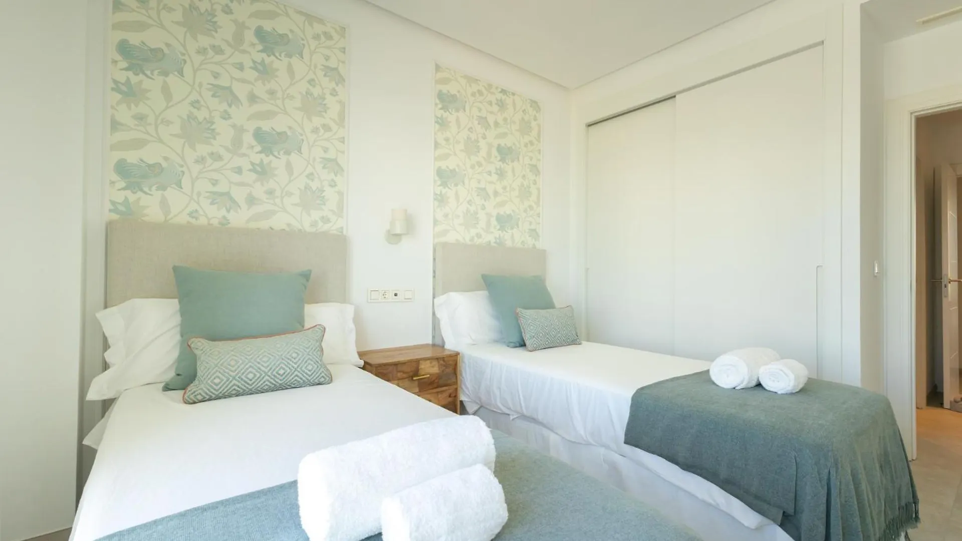 Costa Ballena Deluxe Seafront By Valcambre Cadiz 0*,  Spain